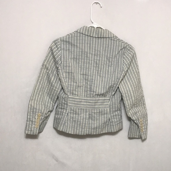 BCBG MAXAZRIA SEERSUCKER BLUE STRIPED BLAZER - Picture 3 of 12